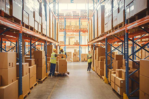 Enhancing Logistic Workflow Safety: The Advantages of Deploying an AGV Fleet